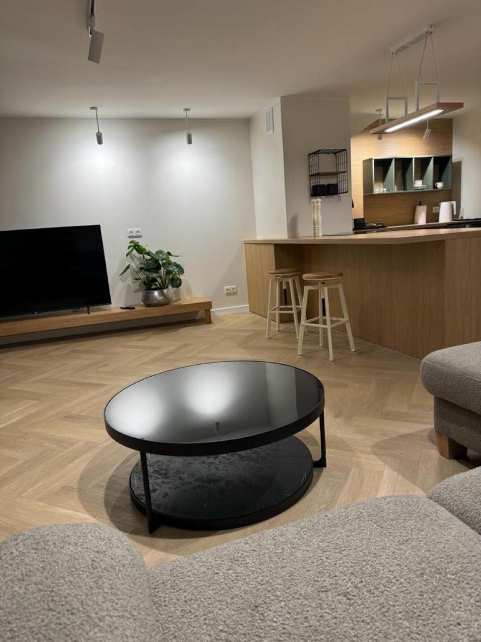 Apartament Ovoc 1.0 Chodzież Extérieur photo