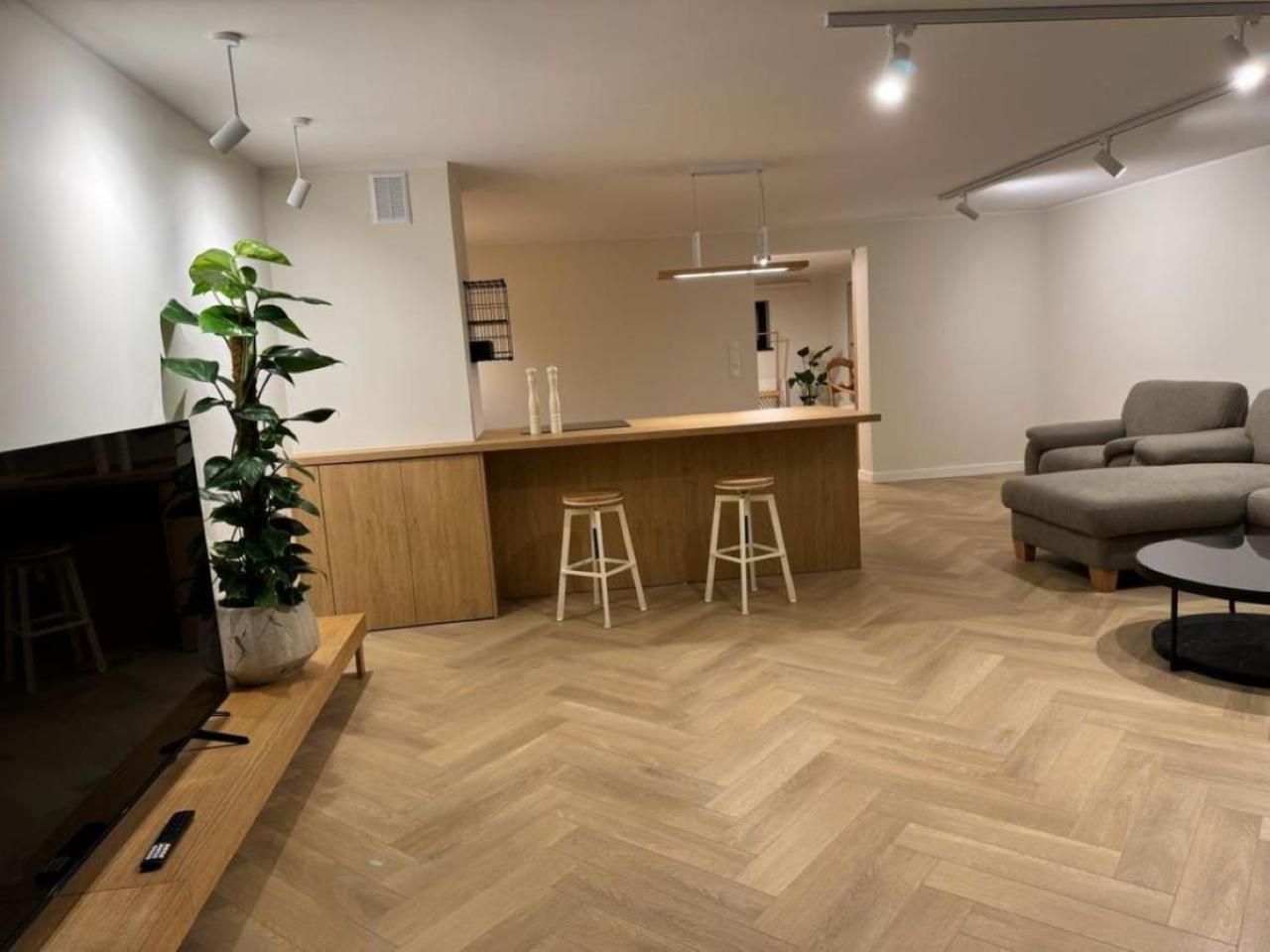 Apartament Ovoc 1.0 Chodzież Extérieur photo