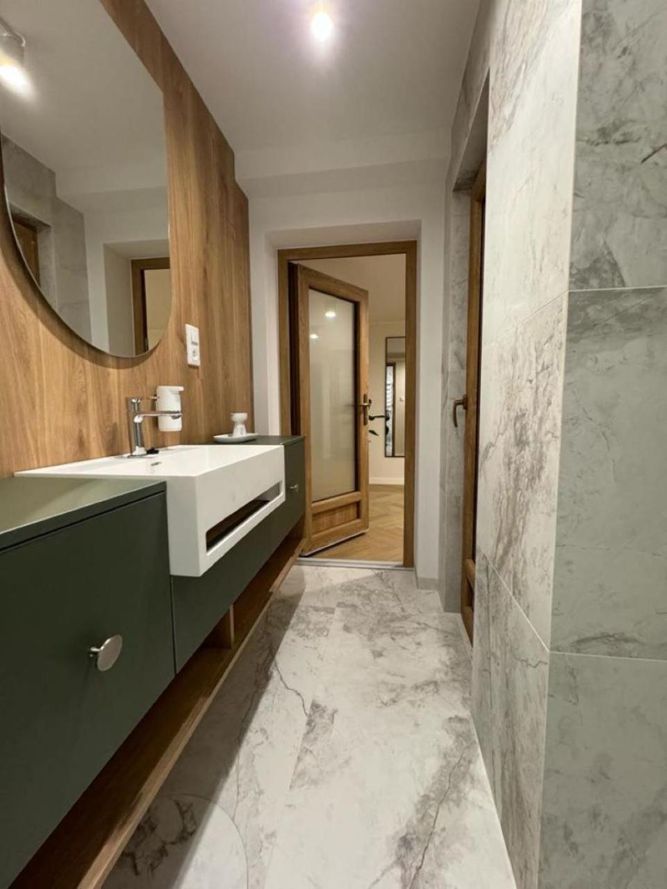 Apartament Ovoc 1.0 Chodzież Extérieur photo