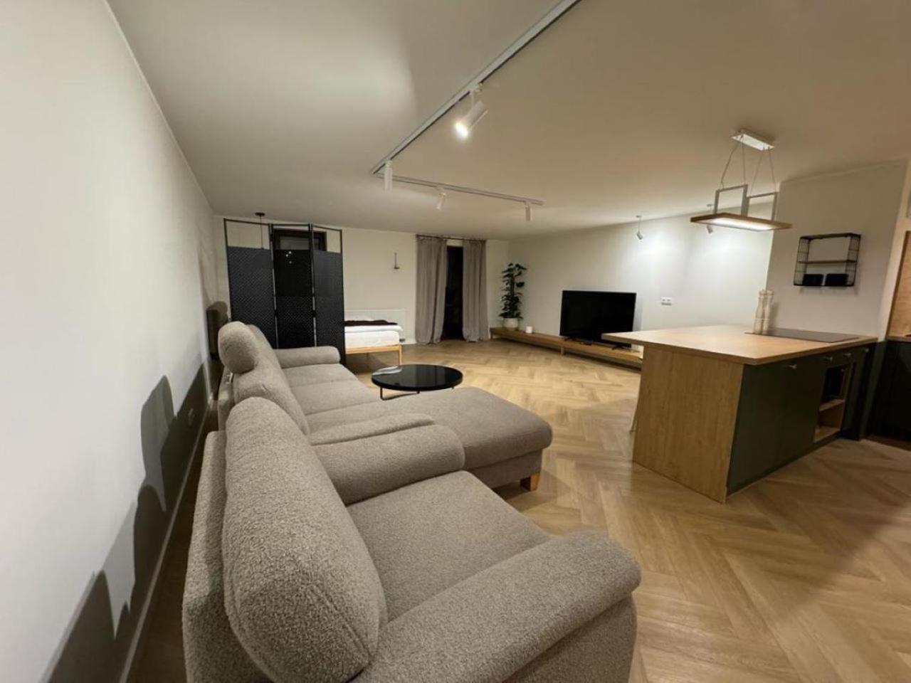 Apartament Ovoc 1.0 Chodzież Extérieur photo