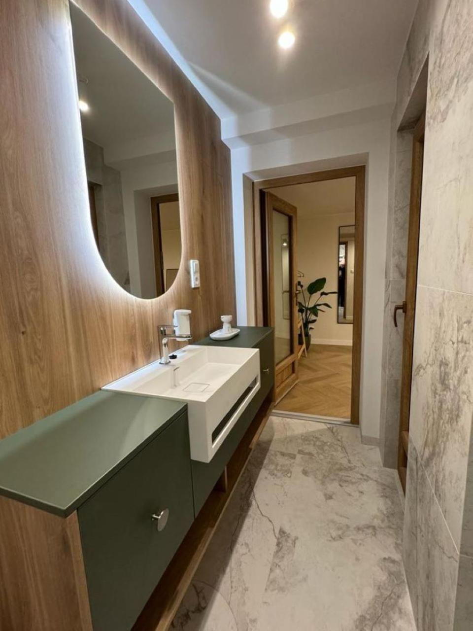 Apartament Ovoc 1.0 Chodzież Extérieur photo